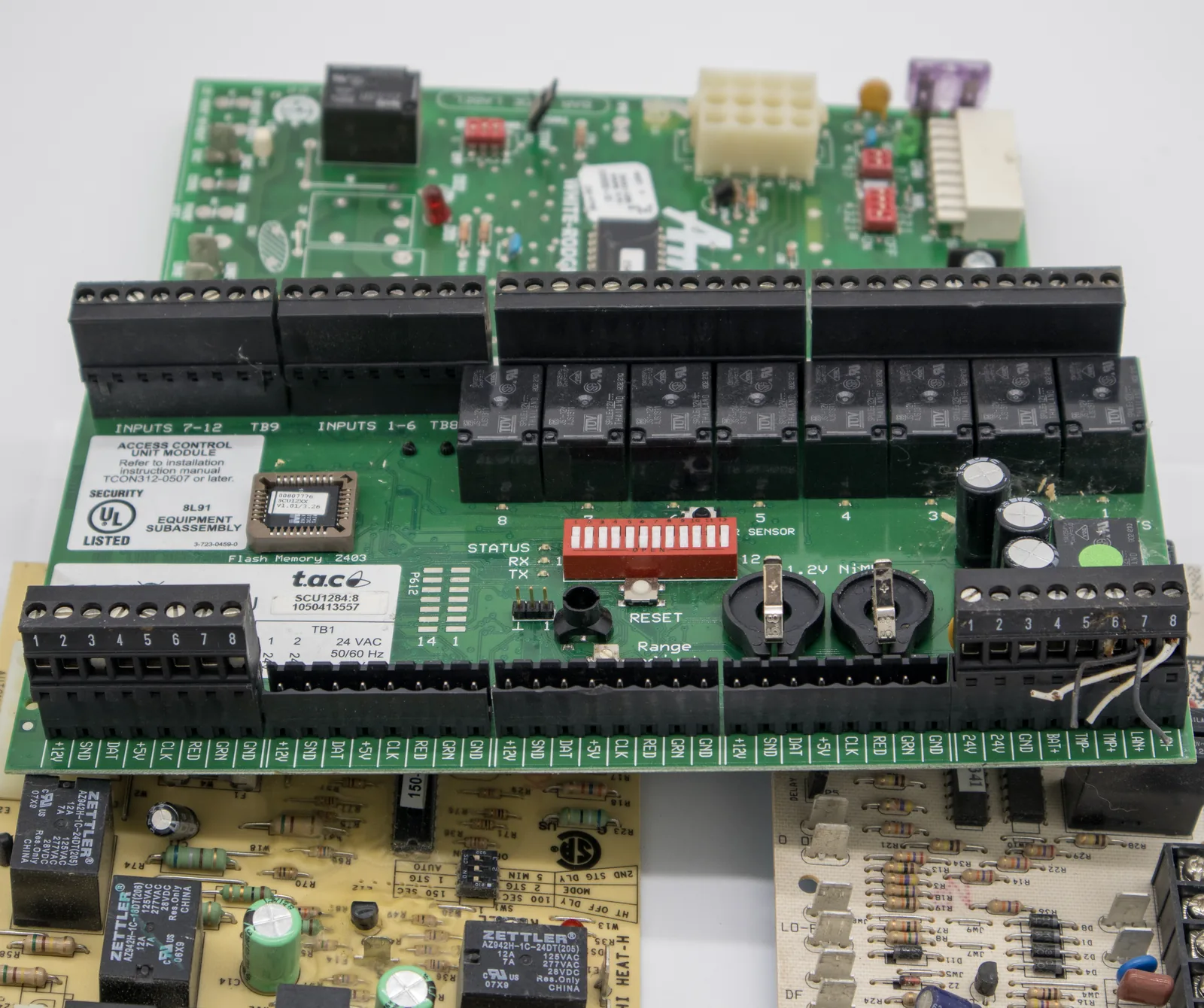 Low-Grade Board scrap metal example - Image 1 of 2