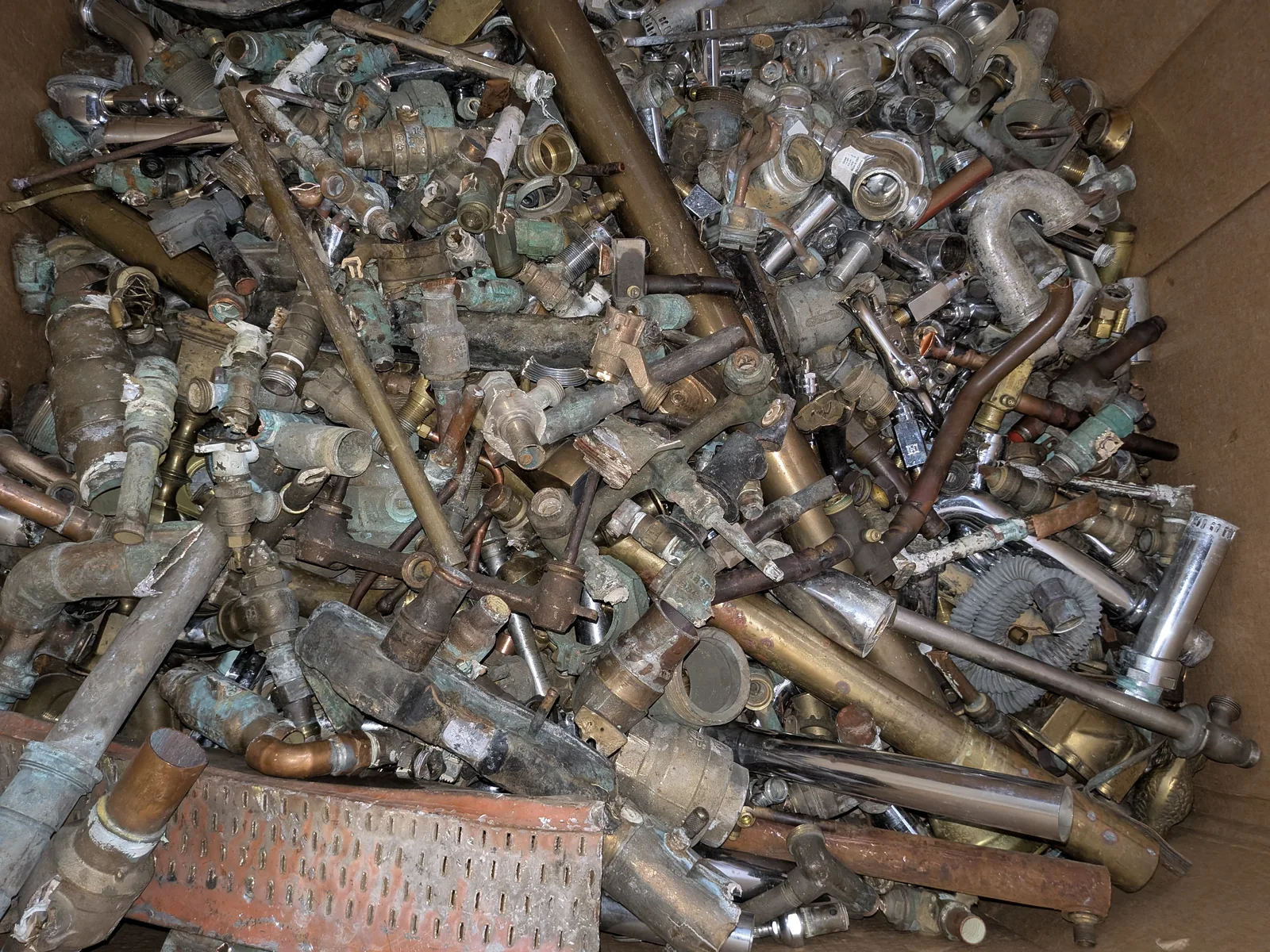 Yellow Brass scrap metal example - Image 3 of 3