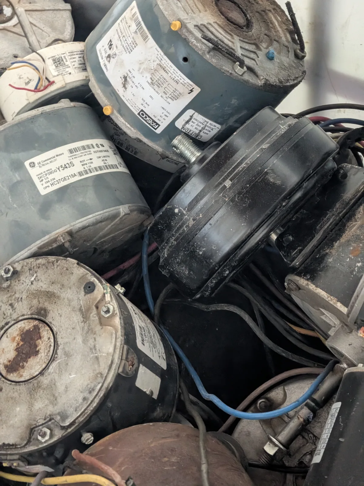 Motors scrap metal example - Image 2 of 2